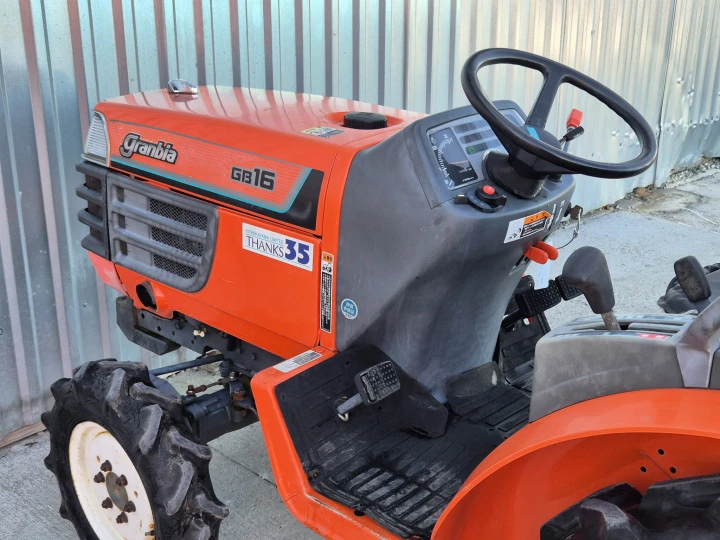 Kubota GB16D