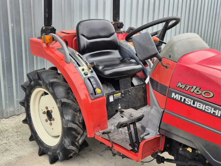 Mitsubishi MT160D