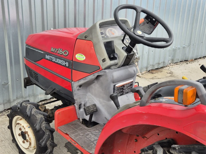 Mitsubishi MT160D