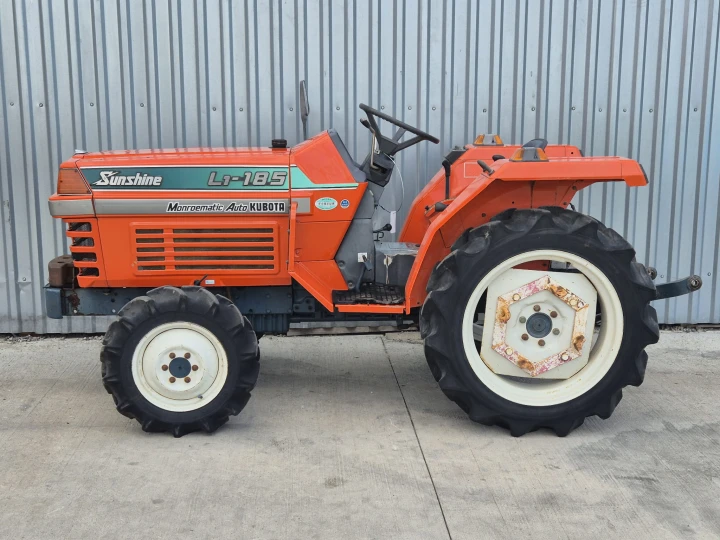 Kubota L1-185D