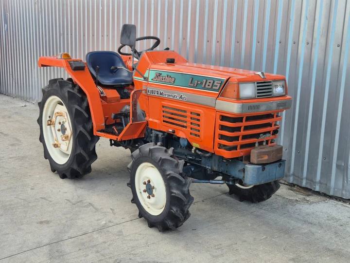 Kubota L1-185D