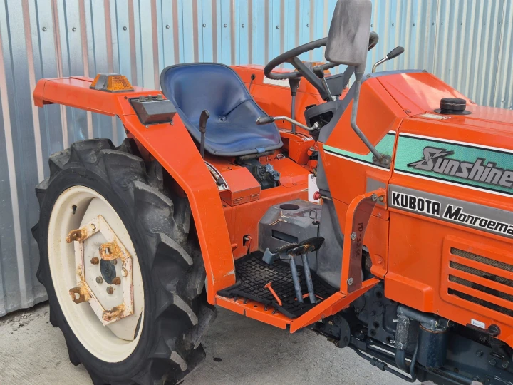 Kubota L1-185D