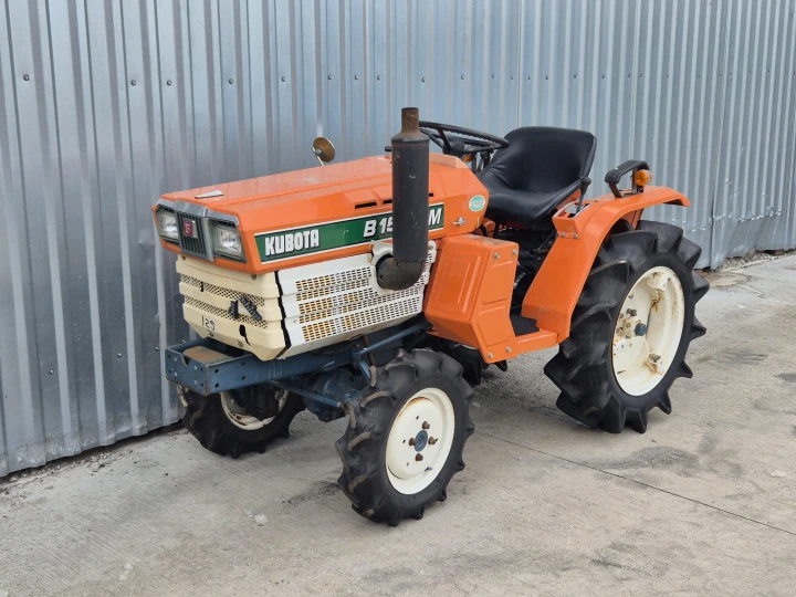 Kubota B1502D