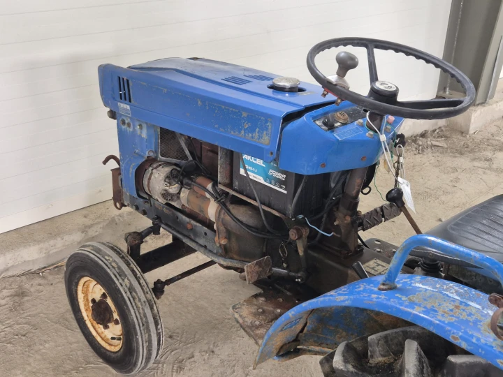 Iseki TX1000S