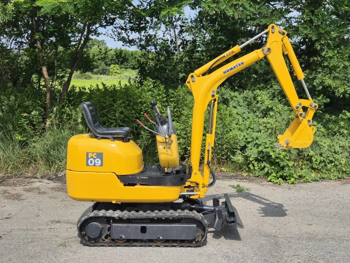 Komatsu P09