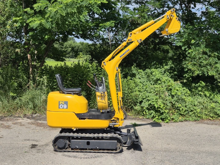 Komatsu P09