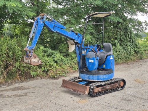 Komatsu PC10UU-3