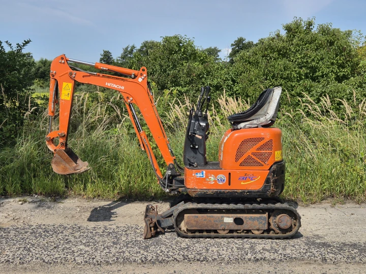 Hitachi ZX8U-2e