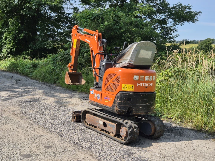 Hitachi ZX8U-2e
