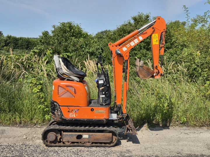 Hitachi ZX8U-2e