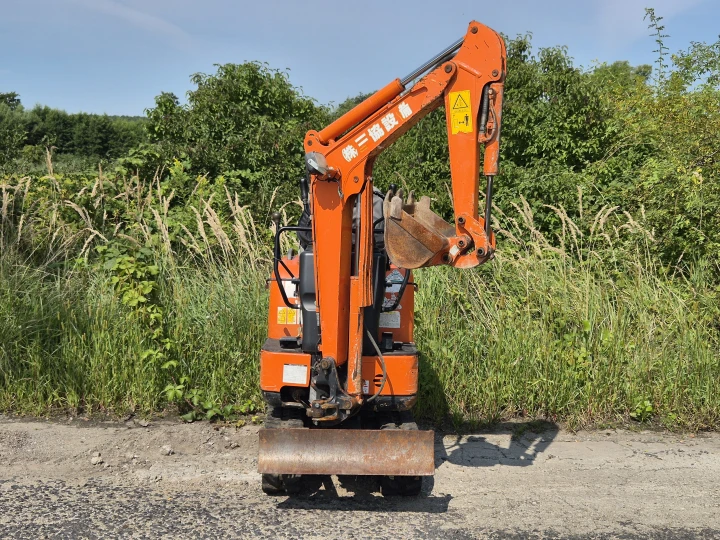Hitachi ZX8U-2e