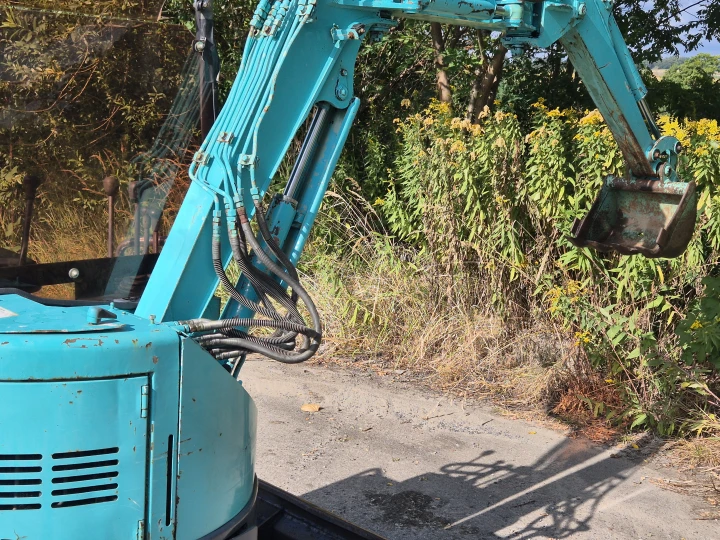 Komatsu PC10UU-3e