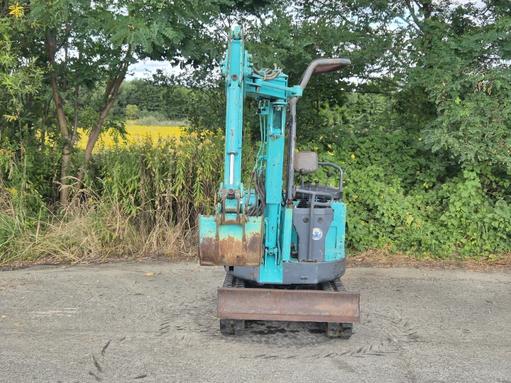 Komatsu PC10UU-3e