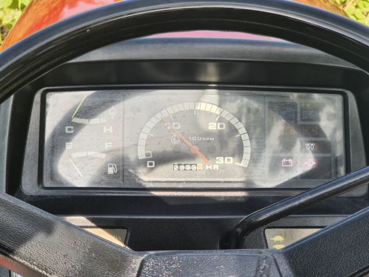Mitsubishi MT205D