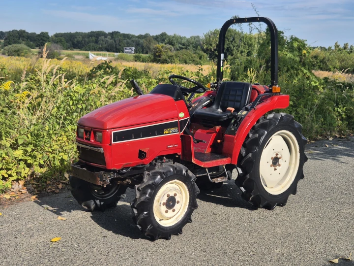 Mitsubishi MT205D