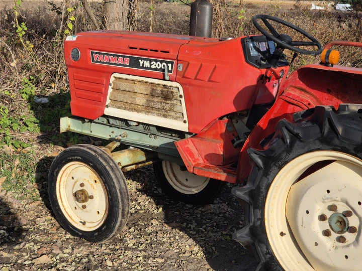 Yanmar YM2001S