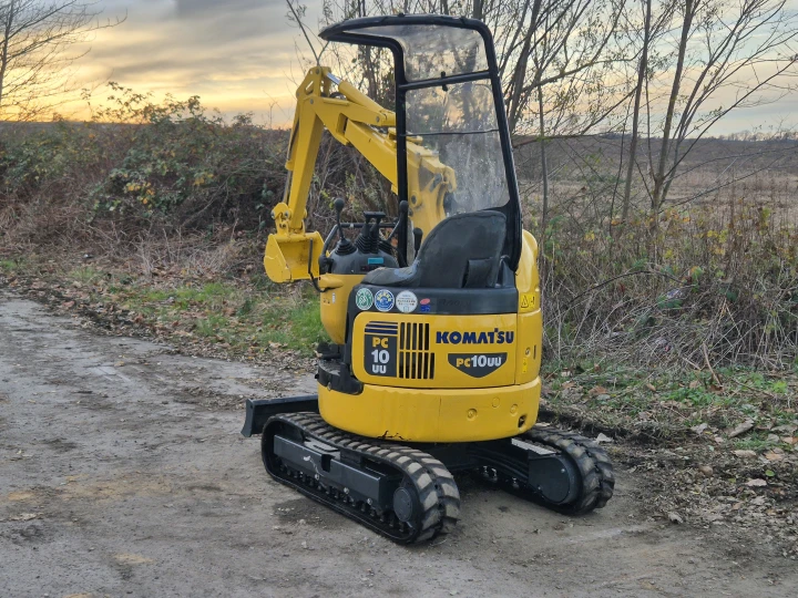Komatsu PC10UU