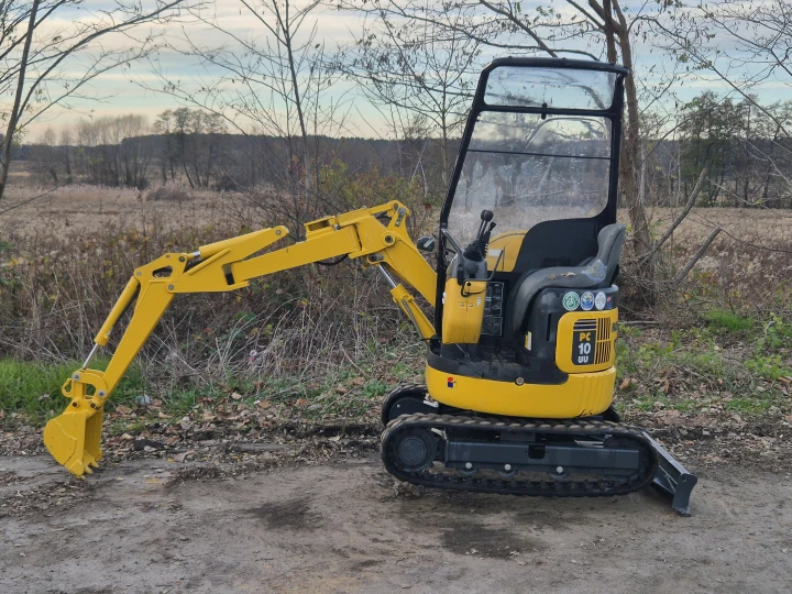 Komatsu PC10UU