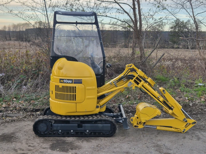 Komatsu PC10UU