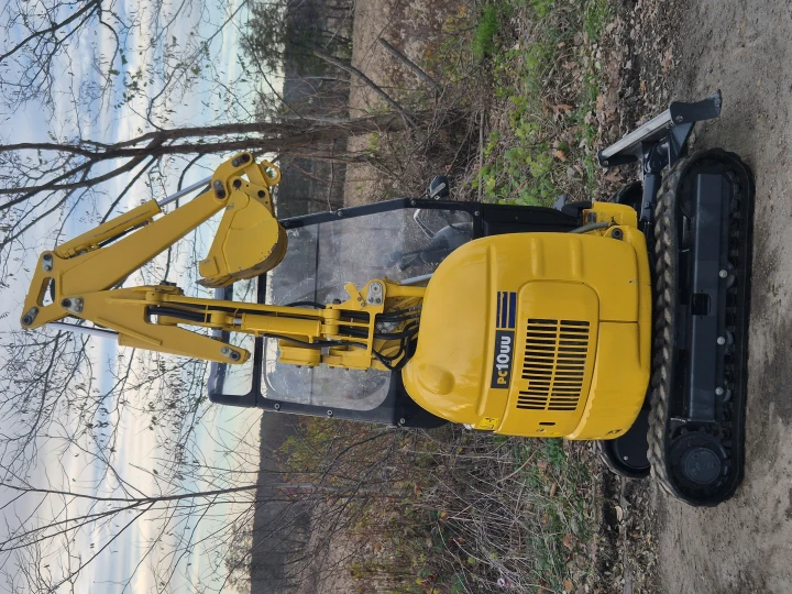 Komatsu PC10UU