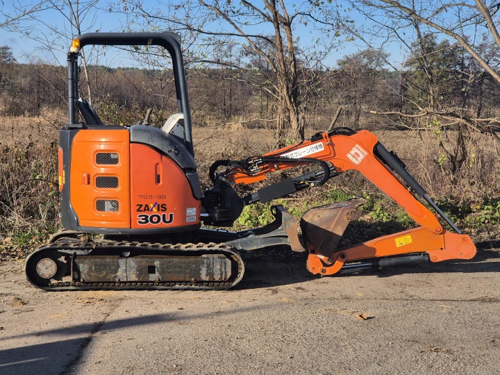 Hitachi 30U