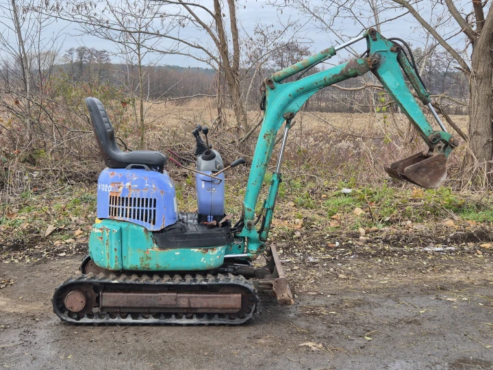 Komatsu PC10MR