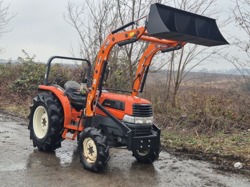 Kubota KL33D