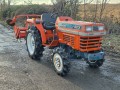 Kubota L1-205D
