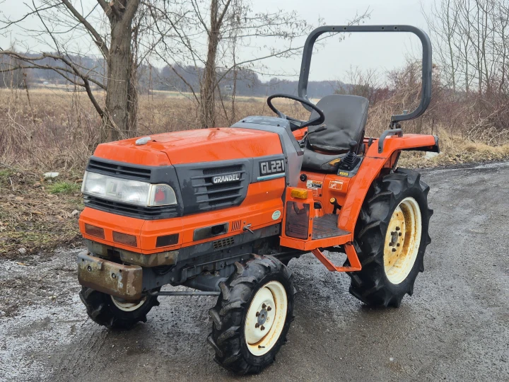 Kubota GL221D