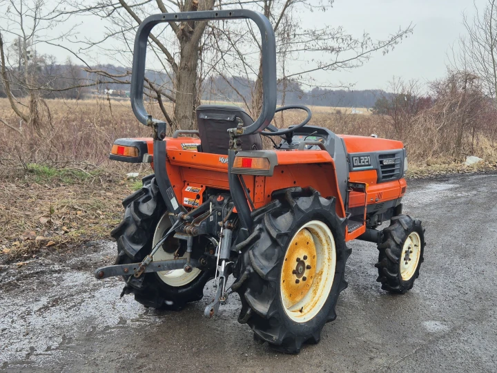 Kubota GL221D