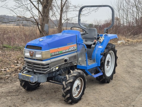 Iseki TG253F