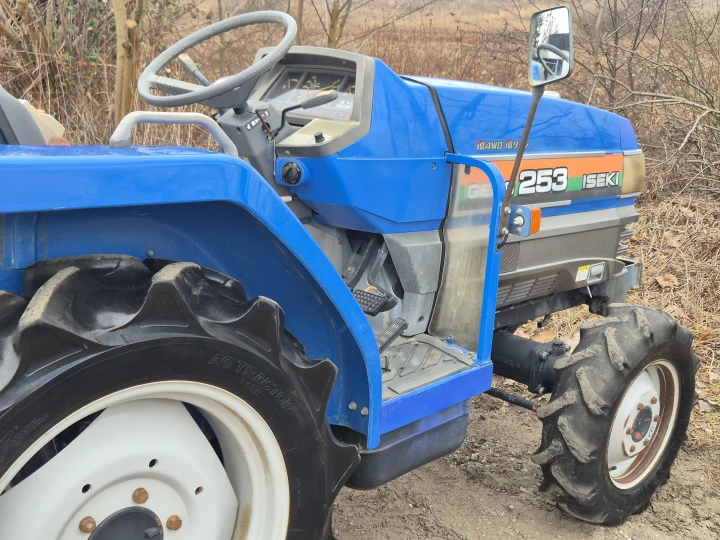 Iseki TG253F