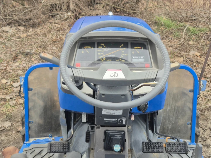 Iseki TG253F