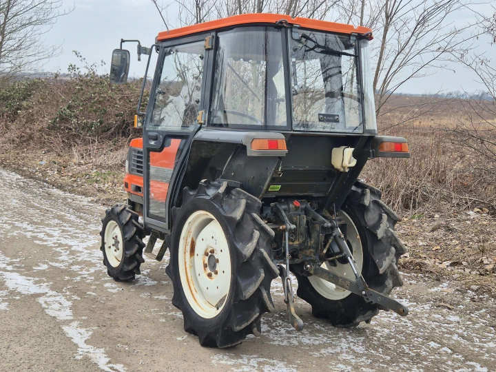 Kubota GL240D