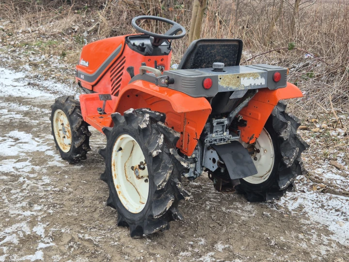 Kubota A-13D