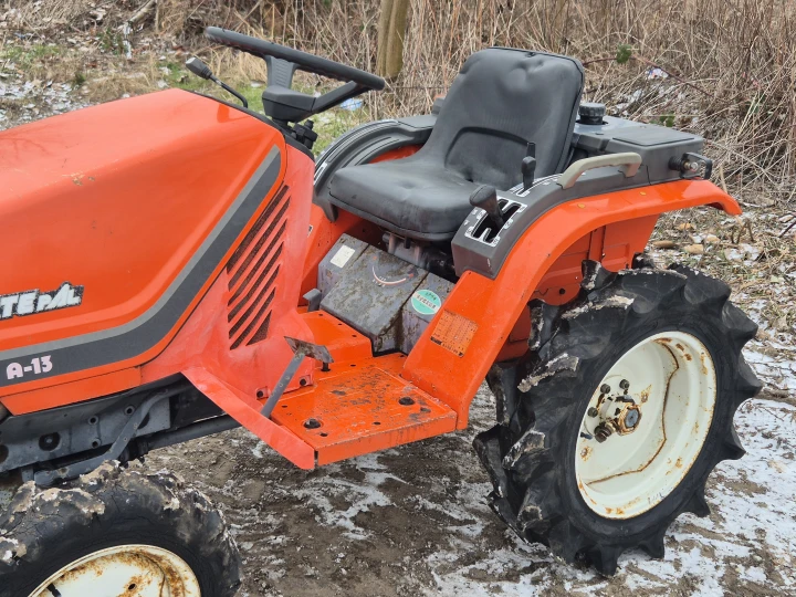 Kubota A-13D