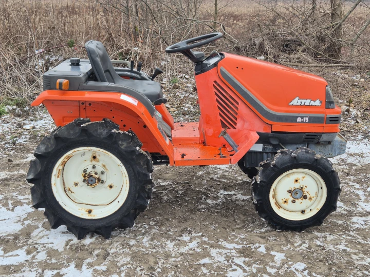 Kubota A-13D