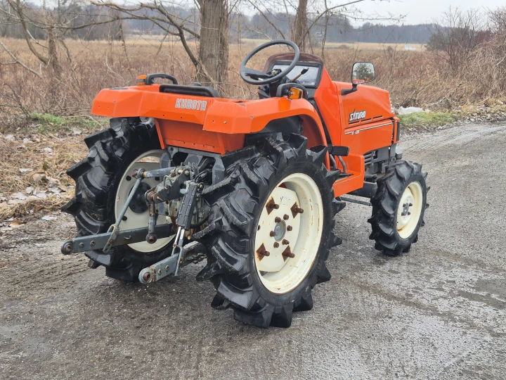 Kubota X20D