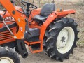 Kubota L1-255D