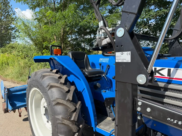 ISEKI TL2500S (12).jpeg