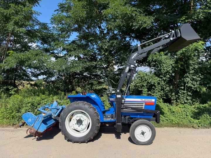 ISEKI TL2500S (10).jpeg