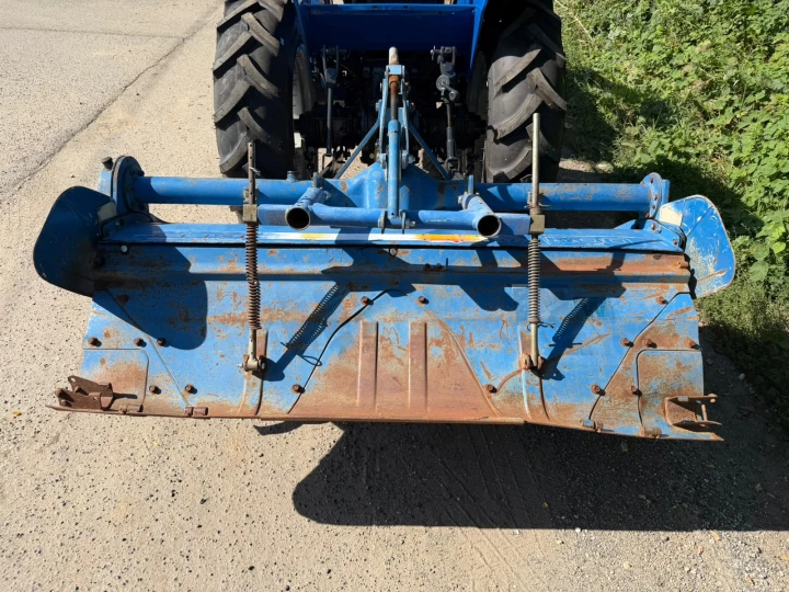 ISEKI TL2500S (9).jpeg