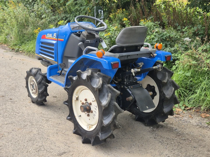 Iseki TM5F