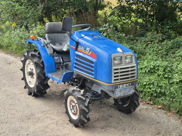 Iseki TM5F