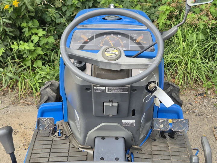 Iseki TM5F