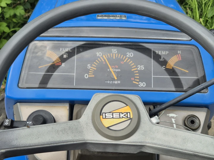 Iseki TM5F