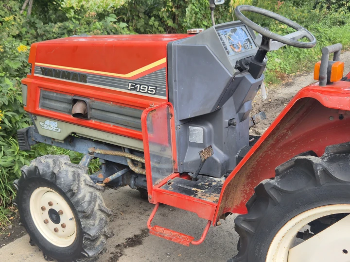 Yanmr F195D