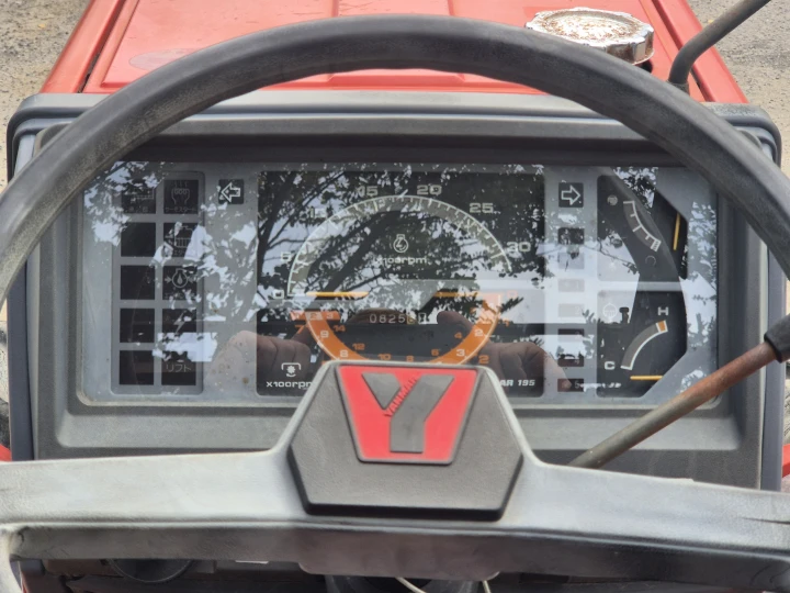 Yanmr F195D