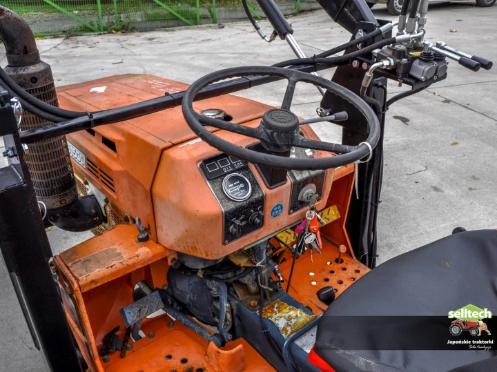 Kubota B1500D +T300 4.jpg