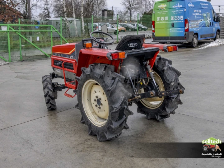 Yanmar F215D 4.jpg
